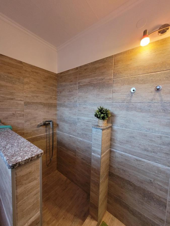 Zoe Apartman Siófok Exterior foto