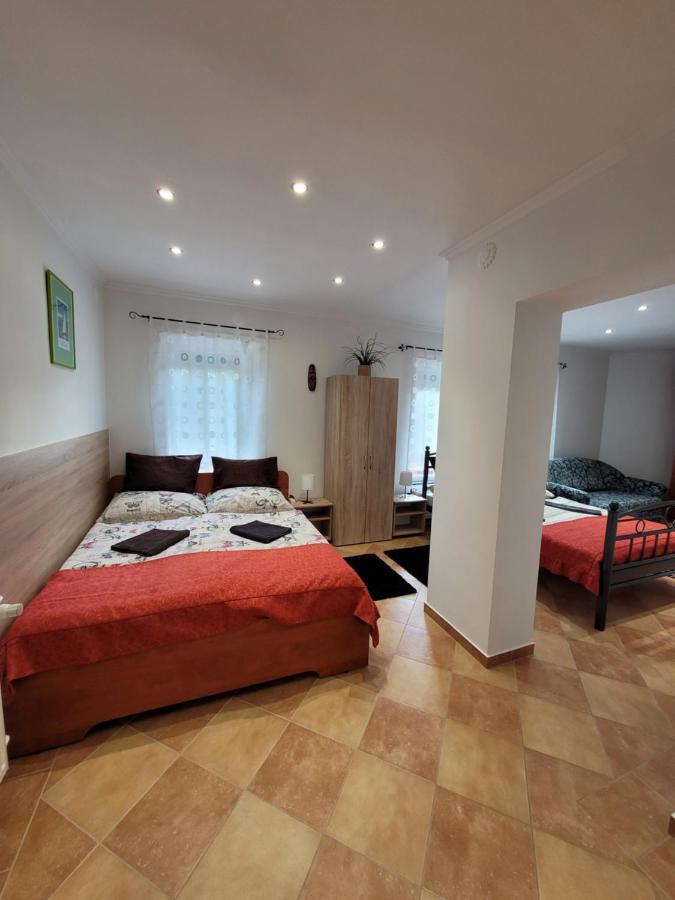 Zoe Apartman Siófok Exterior foto
