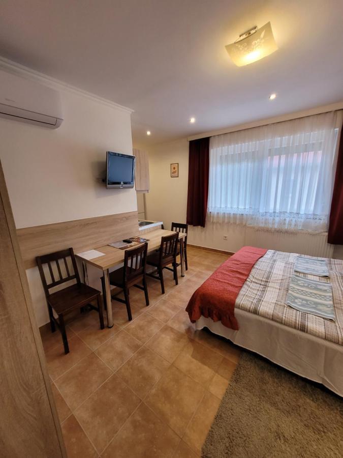 Zoe Apartman Siófok Exterior foto